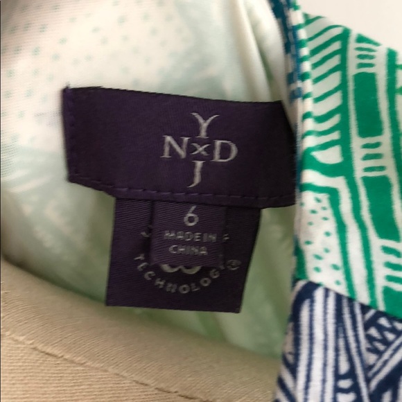 Dress - Picture 6 of 7